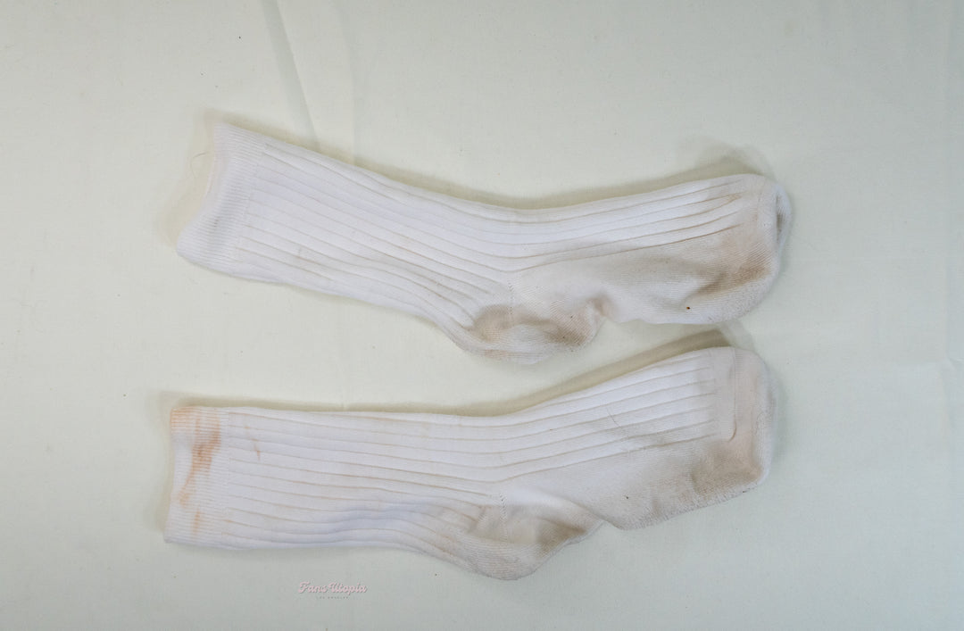 Emma Hix White Ribbed Socks #2 - FANS UTOPIA