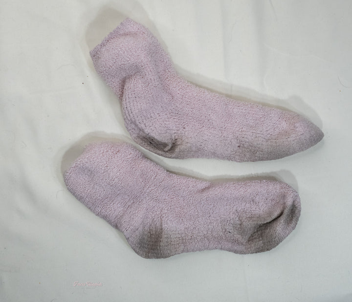 Celestina Blooms Pink Fuzzy Socks