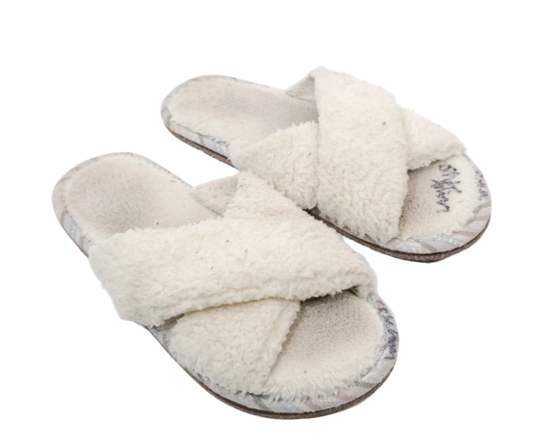 Chloe Amour White Sherpa Slippers