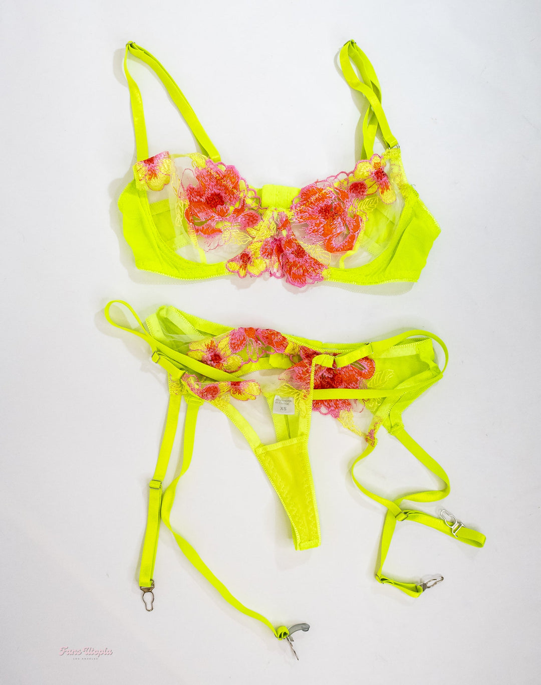 Brittney Kade Neon Yellow Lingerie Set – FANS UTOPIA
