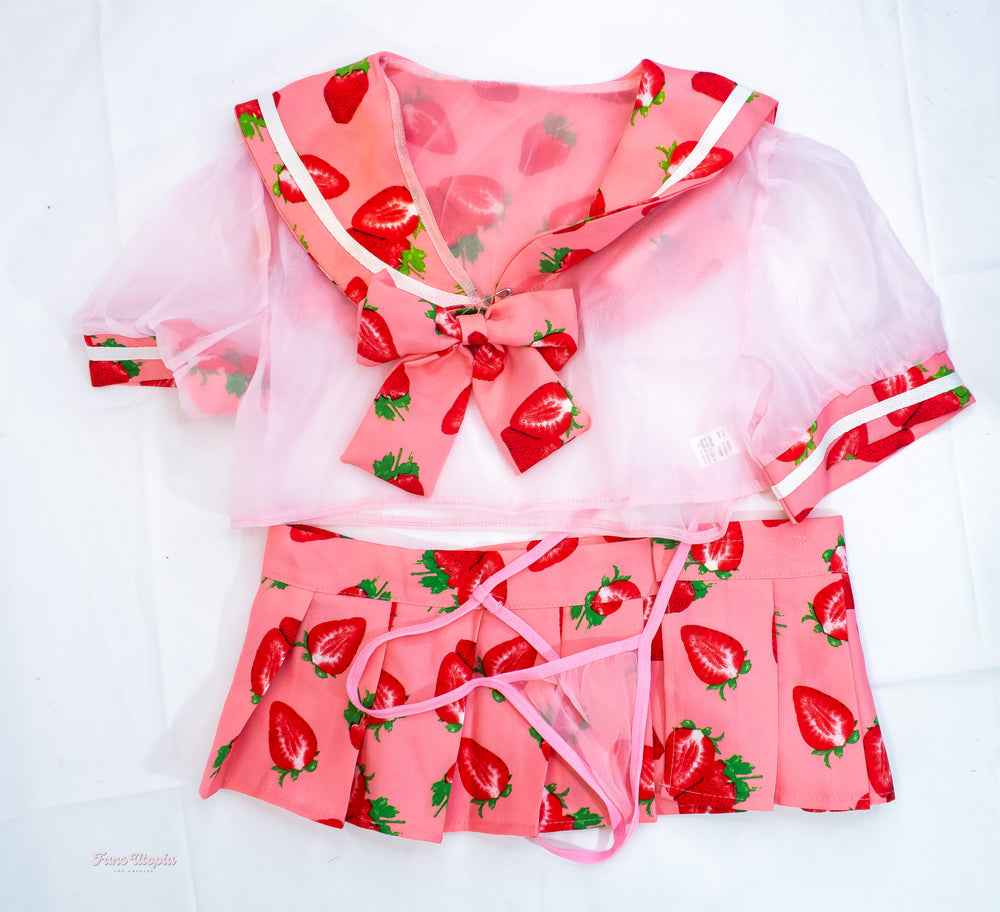 Summer Col Strawberry Outfit Set + Autographed Polaroid - FANS UTOPIA