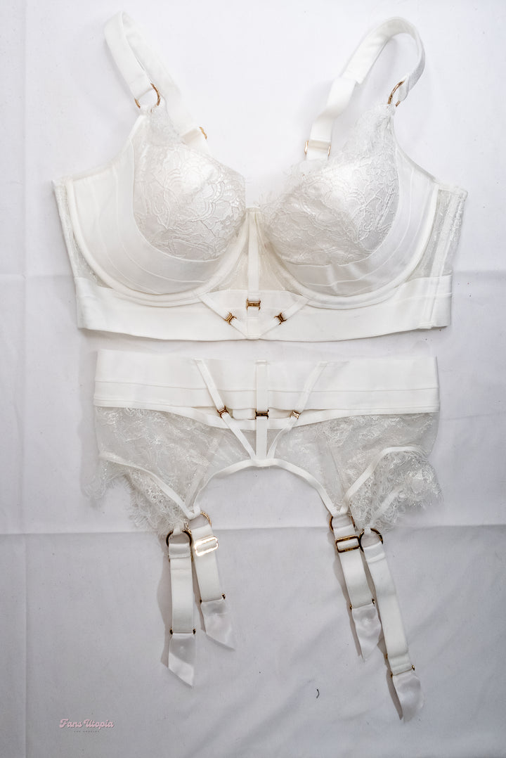 Lissa Aires HB White Lingerie Set + Bodysuit