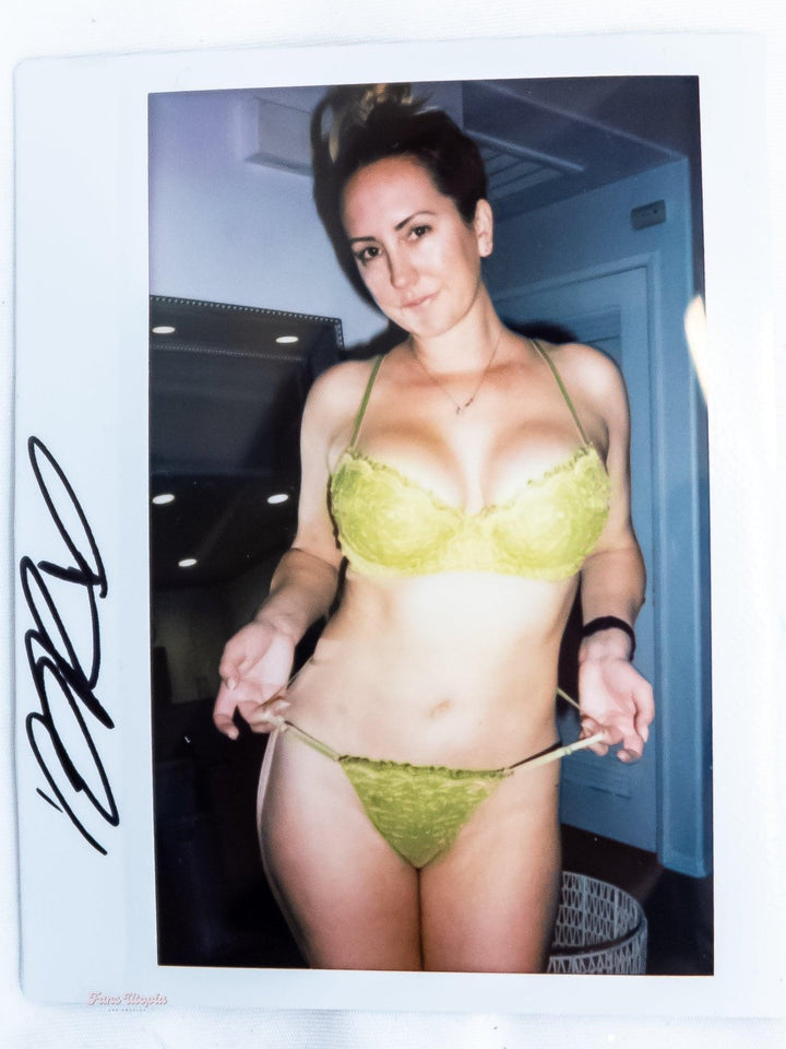 Brett Rossi Green Bra & Panties Set with Outfit + Signed Polaroid - FANS UTOPIA