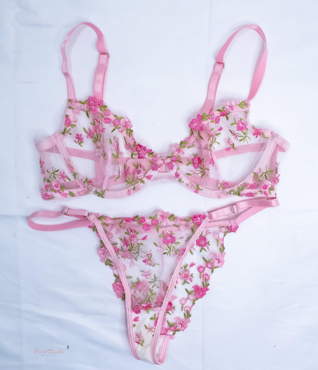 Chanel Camryn Extra Juicy Pink Roses Bra & Panties Set - FANS UTOPIA