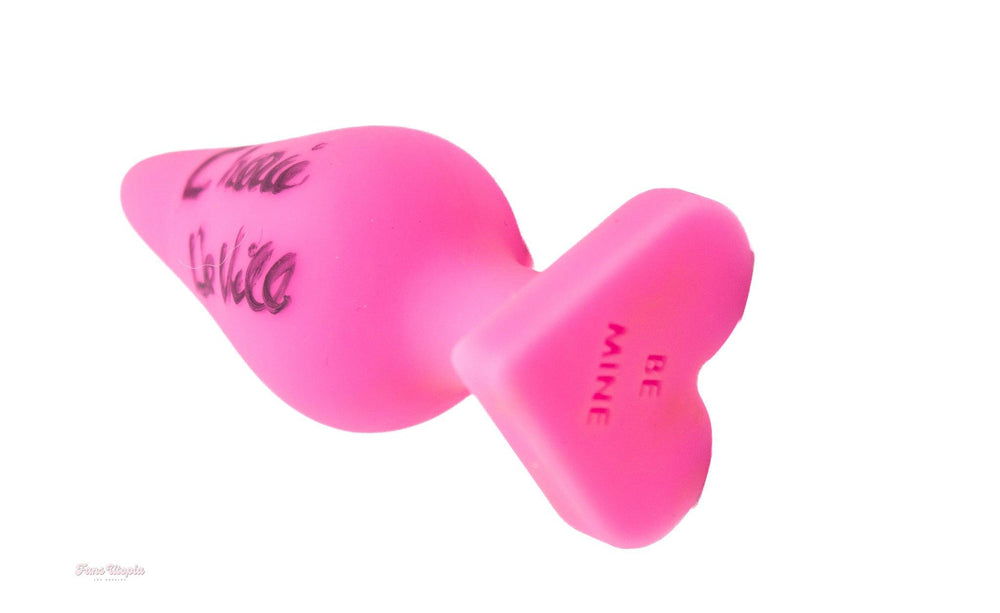 Cherie DeVille Autographed "Be Mine" Pink Plug + Signed Polaroid - FANS UTOPIA