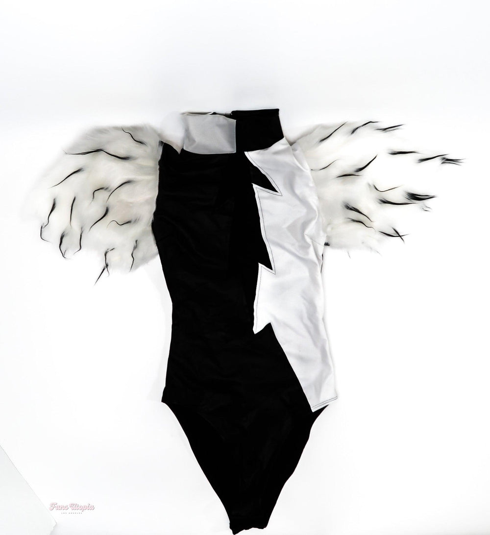 Cherie DeVille Black White Bodysuit + Signed Polaroid - FANS UTOPIA