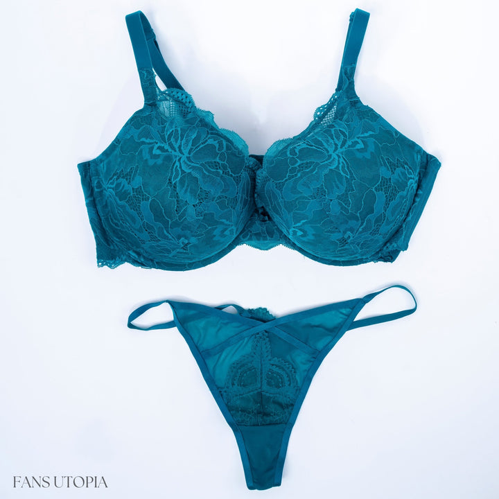 Danni Jones Turquoise Lace Bra & Panties Set + Signed Polaroid