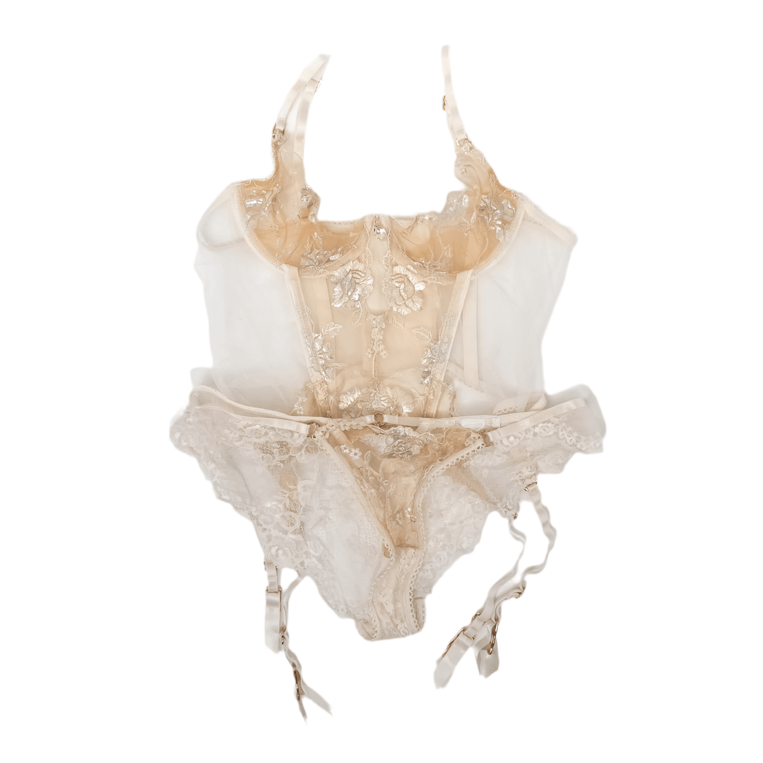 Jane Wilde Cream HB Basque & Panties + Heels