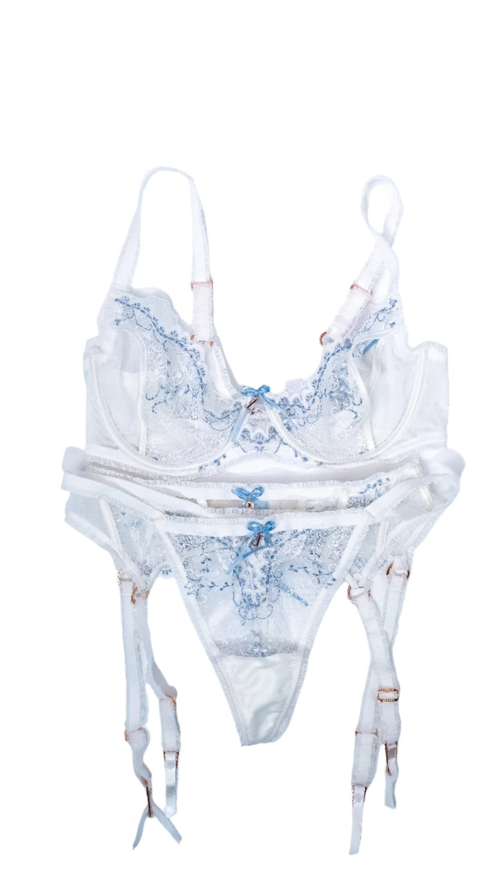 Kayley Gunner Blue White Lace Lingerie Set