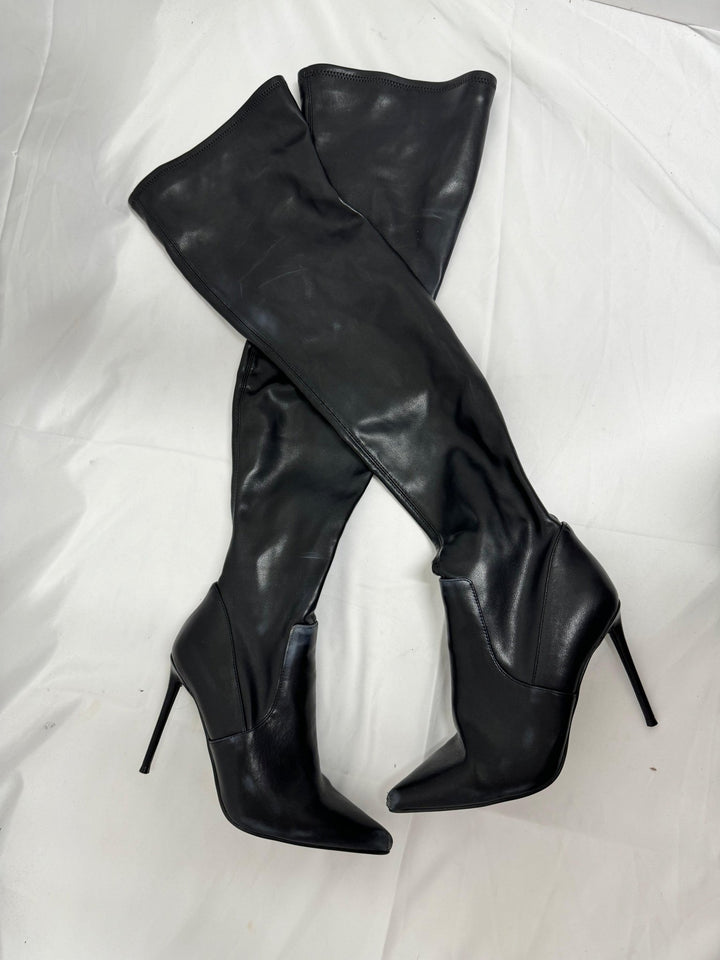 Kayley Gunner Silver Monokini + Black Knee High Boots - FANS UTOPIA